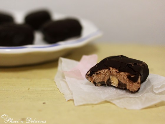The-Sweet-Swap_Snickers-bars-choc-almond